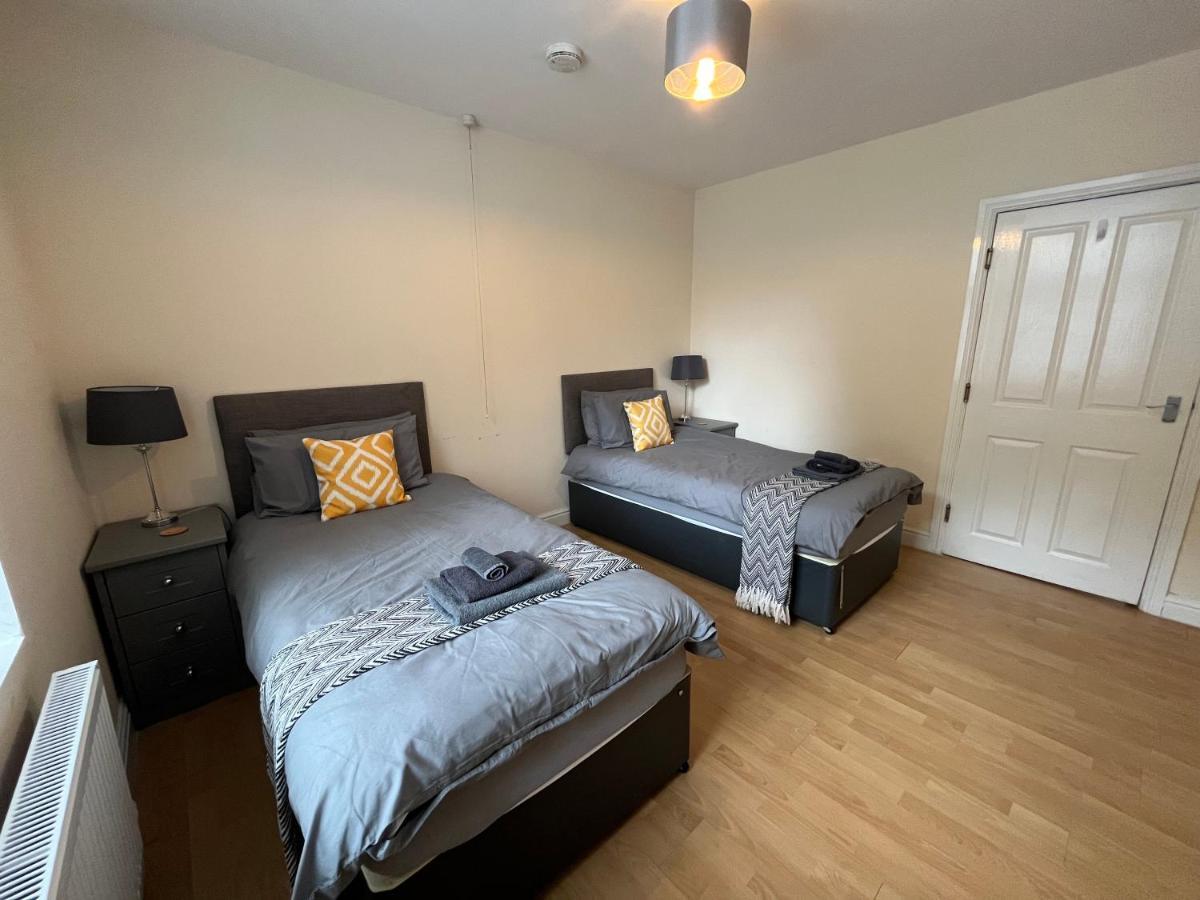 Spacious Ground Floor Suite Comfortably Sleeps Up To Eight Halifax Exteriér fotografie