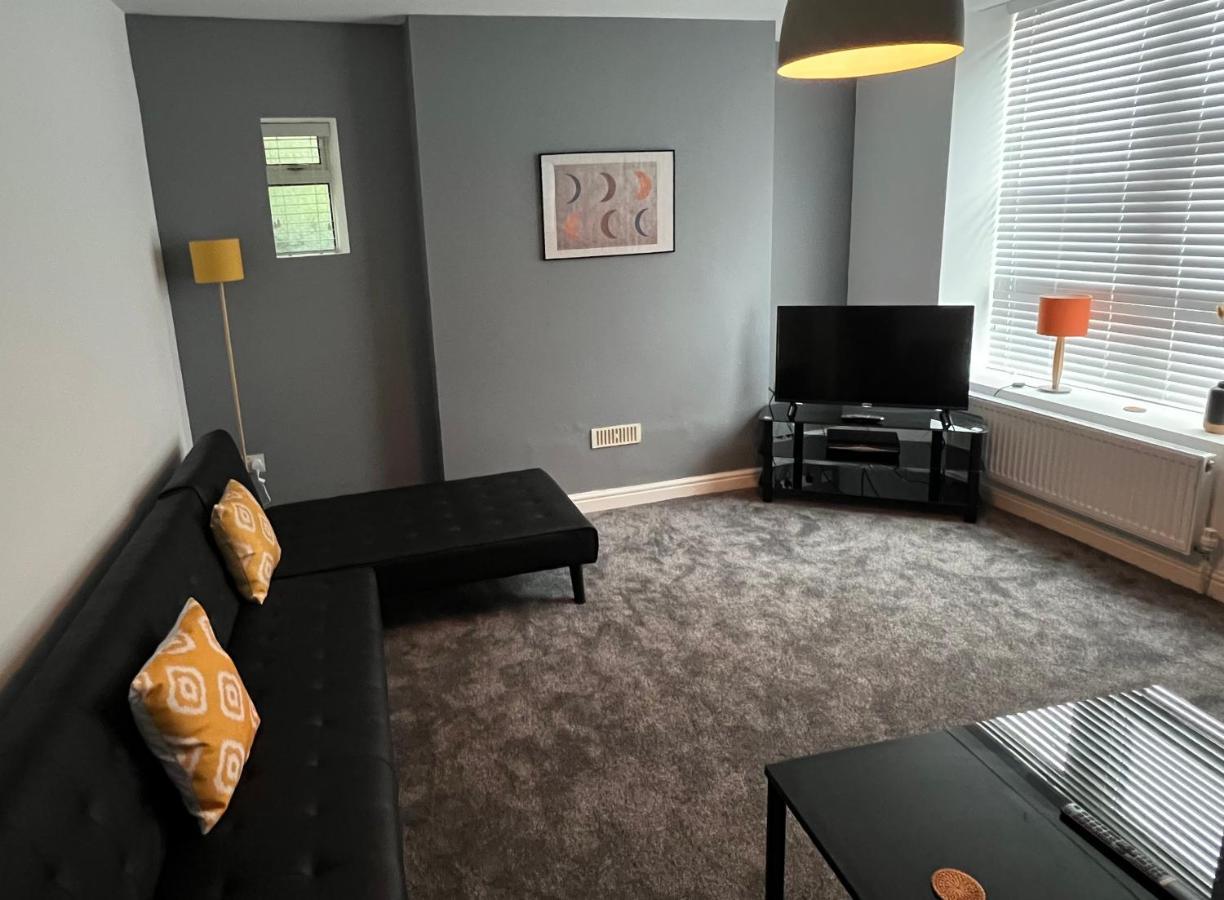 Spacious Ground Floor Suite Comfortably Sleeps Up To Eight Halifax Exteriér fotografie